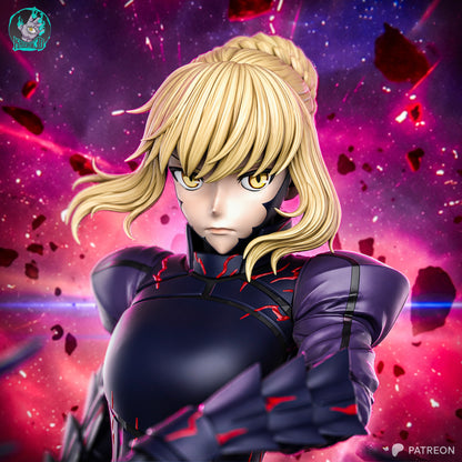 Golden Knight Queen (Alter) | Handcrafted Figure