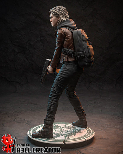 Grace FBI Agent | Survival Horror Game | Handcrafted Figure
